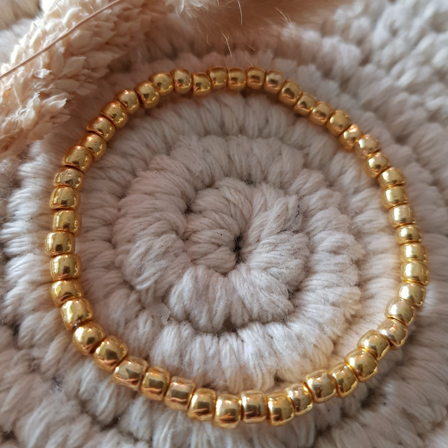 Handgemachte 4mm Armbänder mit Gelbgold