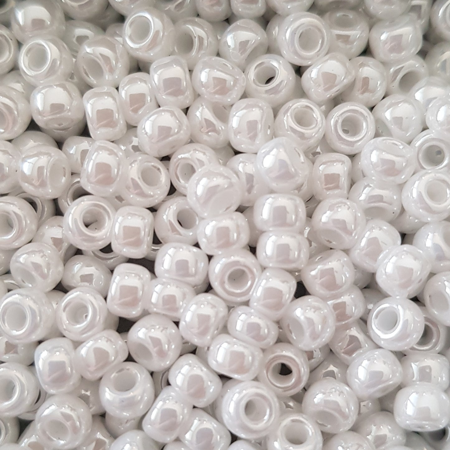 4mm Glasperlen Weiß Türkis