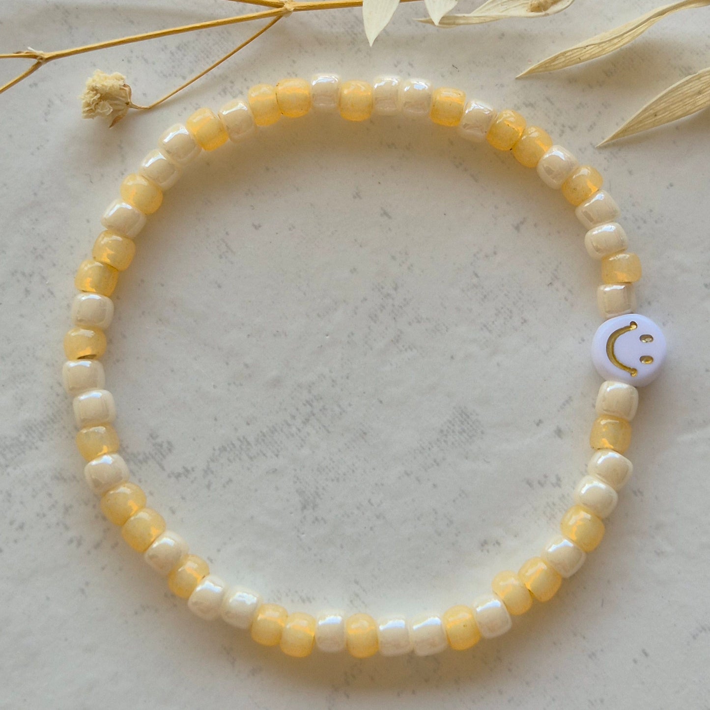 3mm Smiley Glasperlen Armband