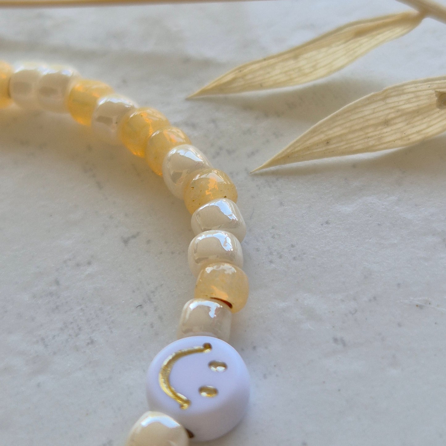 3mm Smiley Glasperlen Armband