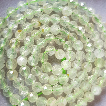 Armkette 3 & 4mm DILLA mit Prehnite